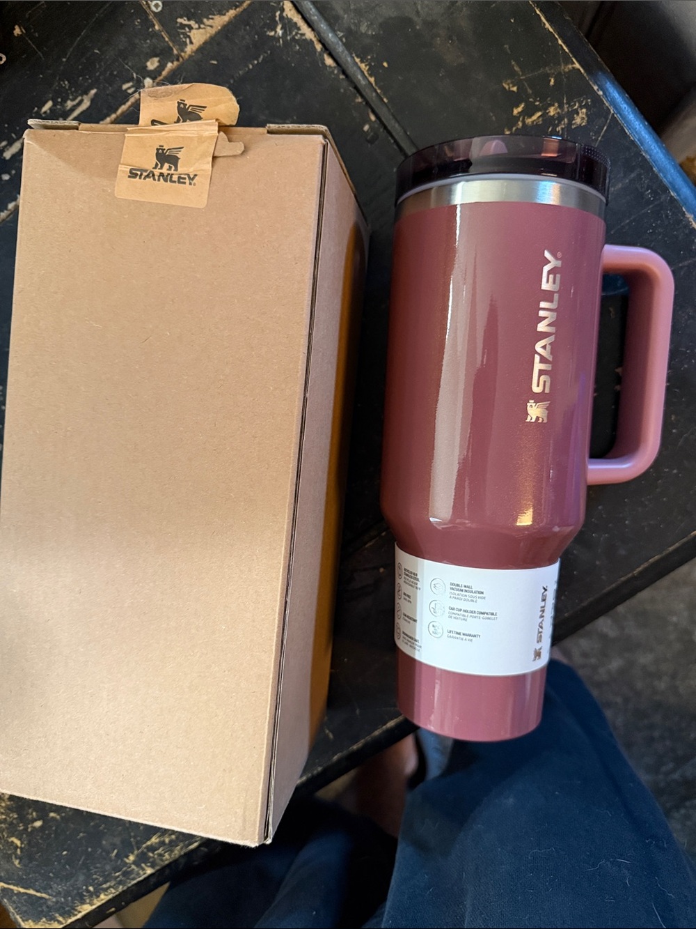 Stanley 40oz FlipTop Ceramic-Coated Travel Mug - Dusty Rose
